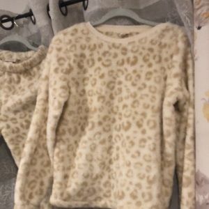 Jumpsuit set, fuzzy and warm